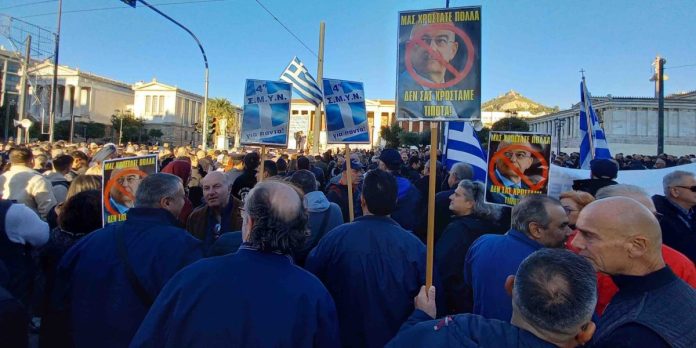 20251129_155534-copy-scaled-e1764434509858-696x348