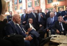 Ο Μητσοτάκης φοβάται τους βουλευτές του