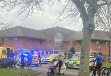 Βρετανία: Άνδρας επιτέθηκε με μεταλλική ράβδο σε προσωπικό και ασθενείς νοσοκομείου