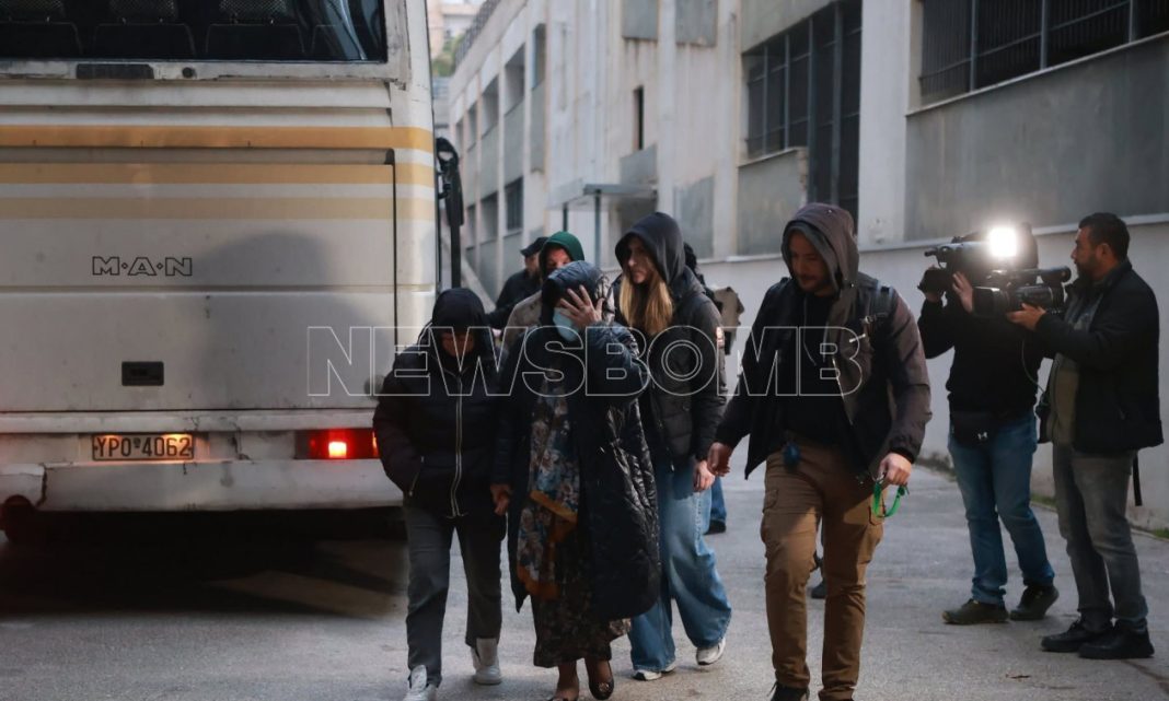 84413b40-59506829017879125485929168020774580833954247n