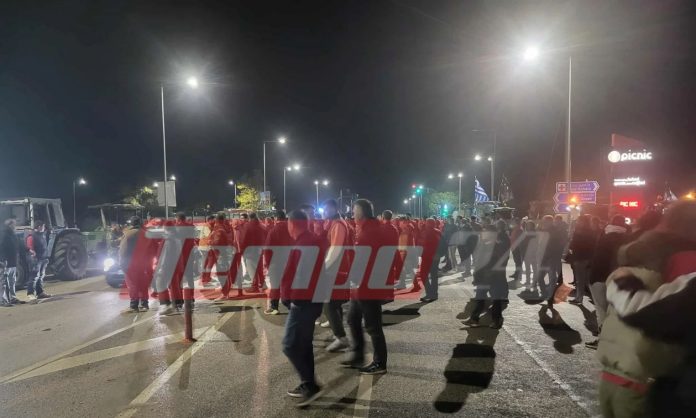 Μπλόκα αγροτών: Κλειστή η Πατρών-Πύργου στο ύψος της Κάτω Αχαΐας – (VIDEO)