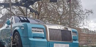 Λονδίνο: Σηκώνουν με γερανούς πολυτελή αυτοκίνητα