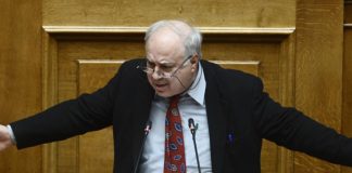 Δεν τολμά τη διαγραφή Παρασκευαΐδη