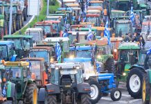 Νέο φιάσκο μετά τον ΕΛΓΑ: «Κουτσουρεμένες» πάλι οι πληρωμές – «Βλέπουν τα χωράφια από… Google Maps»