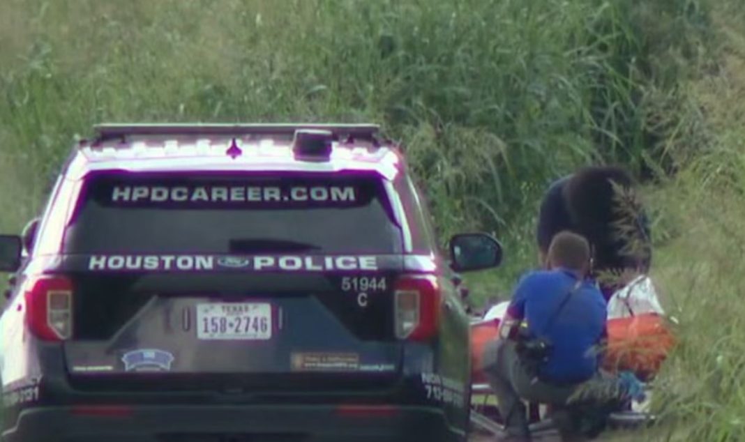 Capture-211-1200x712