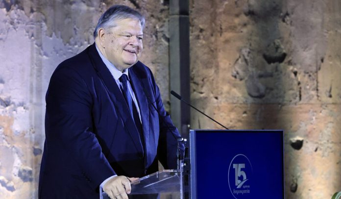 Ο Βενιζέλος ενόχλησε το Μαξίμου