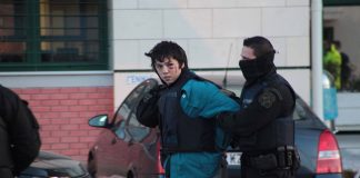 100 πανεπιστημιακοί στο πλευρό του Νίκου Ρωμανού: «Καταγγέλλουμε την εκδικητική μεταχείριση»