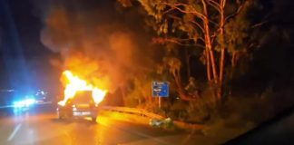 Πάτρα: Αυτοκίνητο τυλίχτηκε στις φλόγες