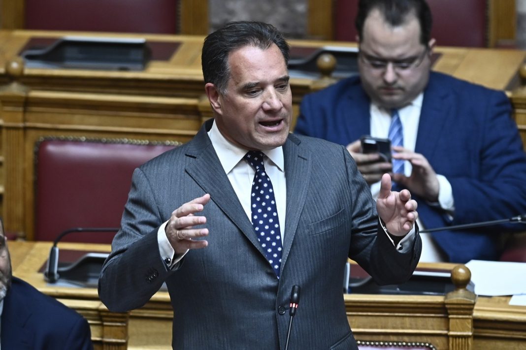 ÊÏÉÍÏÂÏÕËÅÕÔÉÊÏÓ ÅËÅÃ×ÏÓ - ÍÏÌÏÈÅÔÉÊÇ ÅÑÃÁÓÉÁ <BR>Ó×ÅÄÉÏ ÍÏÌÏÕ ÐÏËÉÔÉÓÌÏÕ<BR><BR> ÁÄÙÍÉÓ ÃÅÙÑÃÉÁÄÇÓ ËÉÍÁ ÌÅÍÄÙÍÇ