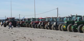 Διόδια Μαλγάρων: Οι αγρότες έκλεισαν και τα δύο ρεύματα