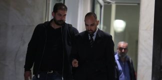 Χωρίς «λευκό καπνό» η συνάντηση Χατζηδάκη και Τσιάρα με τους αγρότες της Κρήτης
