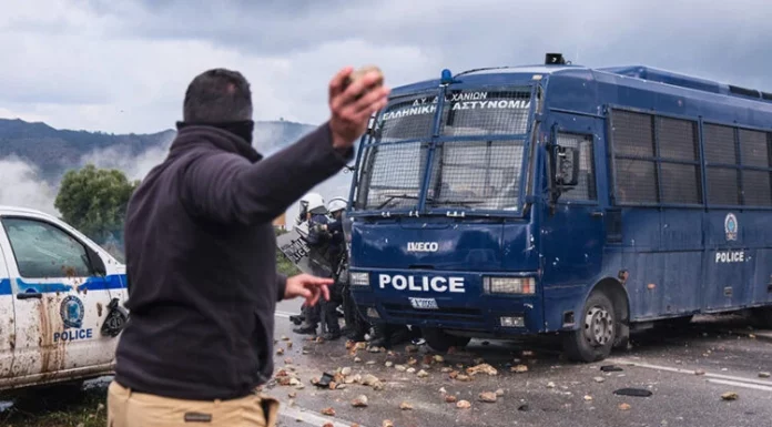 Άγγελος Αγραφιώτης: Συνέντευξη για τη σύγκρουση αγροτών-αστυνομίας, στο NEO 103,3 FM