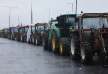 Μεσσηνία: Παρέμβαση εισαγγελέα στο μπλόκο αγροτών μετά από καταγγελίες για παρακώλυση συγκοινωνιών