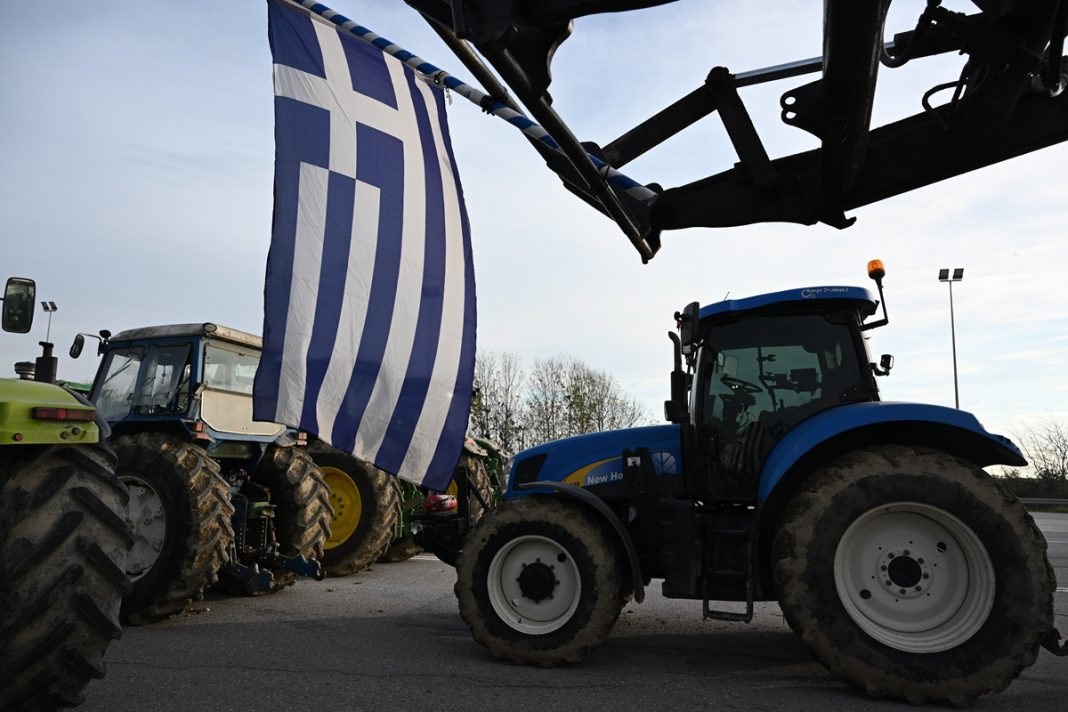 ÁÃÑÏÔÉÊÅÓ ÊÉÍÇÔÏÐÏÉÇÓÅÉÓ<br><br> ÌÐËÏÊÏ ÁÃÑÏÔÙÍ ÓÔÁ ÄÉÏÄÉÁ ÔÙÍ ÌÁËÃÁÑÙÍ ÅÎÙ ÁÐÏ ÔÇ ÈÅÓÓÁËÏÍÉÊÇ