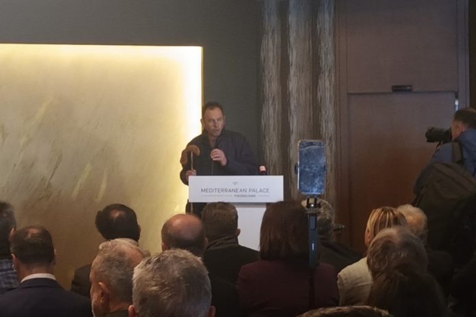 Θεσσαλονίκη: Παρέμβαση αγροτών στη συνέλευση της ΠΕΔ-ΚΜ παρουσία Λιβάνιου