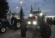 Χαλκίδα: Ξανακλείσαν την Υψηλή Γέφυρα οι αγρότες