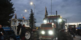 Χαλκίδα: Ξανακλείσαν την Υψηλή Γέφυρα οι αγρότες