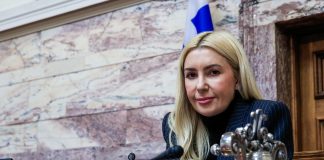 Αγροτικό: «Φίλια πυρά» κατά της κυβέρνησης από την Αραμπατζή – Ερώτηση για το Μέτρο