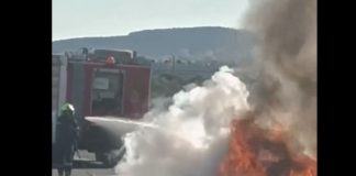 Aυτοκίνητο τυλίχθηκε στις φλόγες στην Αττική Οδό