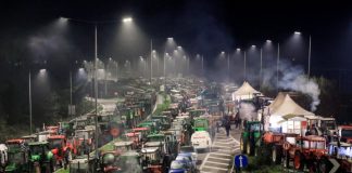 Τζέλας και Αλειφτήρας στο Dnews: «Αδιάβαστος ο Μητσοτάκης» – Κλιμάκωση αποφασίζουν στη Νίκαια οι αγρότες