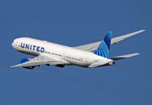 ΗΠΑ: Αεροσκάφος της United Airlines παρουσίασε βλάβη σε κινητήρα κατά την απογείωση