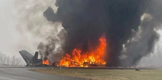 Συνετρίβη αεροσκάφος τύπου Cessna σε αεροδρόμιο στη Βόρεια Καρολίνα: Αναφορές για νεκρούς (VIDEO)