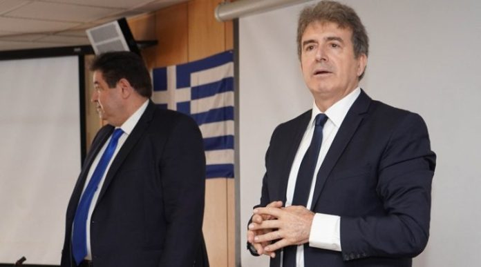 Αρθρο της 7ης Ιουνίου 2020 – Ο Χρυσοχοϊδης μετά την “επιτυχία” στα Εξάρχεια, πήγε να «καθαρίσει» και την Κρήτη!
