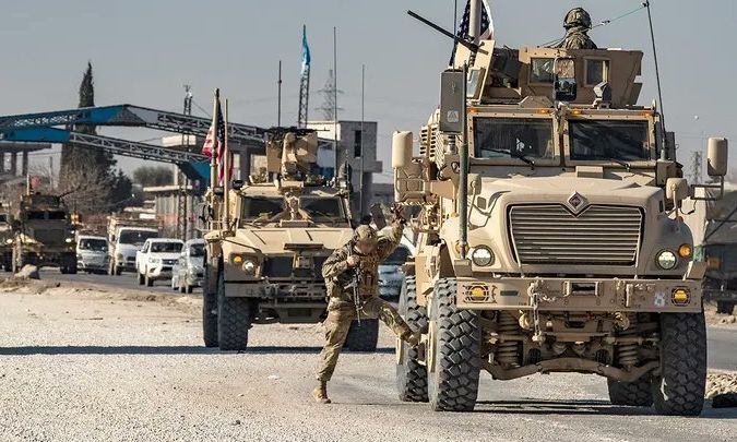 Συρία: Ενέδρα σε Αμερικανούς στρατιώτες – Αναφορές για τραυματίες, νεκρός ο δράστης