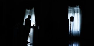 Τα μυστικά του κ. Δένδια