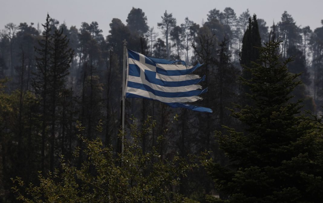 elliniki_simaia_evia_kamena