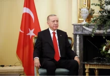 Ερντογάν: Δεν έχουμε βλέψεις στα εδάφη κανενός, αλλά δεν θα επιτρέψουμε να παραβιαστούν τα δικαιώματά μας