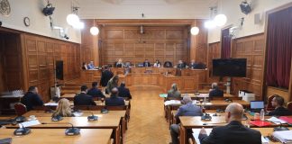 Εξεταστική: Καταθέτει σήμερα ο «τυχερός» Χρήστος Μαγειρίας – Σύντροφος της «γαλάζιας» αγρότισσας με τη Ferrari