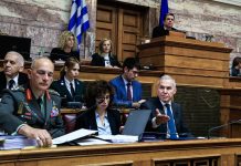 Βουλευτές και Αρχηγοί δεν άκουσαν την βόμβα που έσκασε μέσα στη Βουλή με τον καταδικασμένο για κλοπή στο γραφείο Δένδια