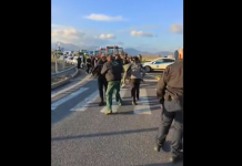 Ένταση ανάμεσα σε αστυνομία και αγρότες στον αυτοκινητόδρομο (VIDEO)