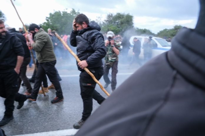 Κυβέρνηση σε πανικό