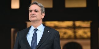 Χωρίς ορατό τέλος ο «κλεφτοπόλεμος» της κυβέρνησης με τον αγροτικό κόσμο