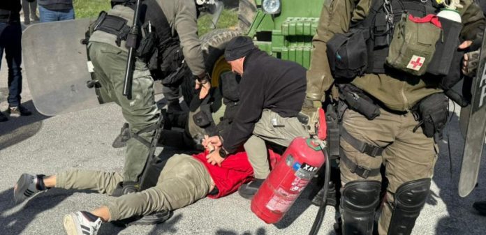 Βελόπουλος για την κυβερνητική βαρβαρότητα έναντι των αγροτών