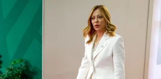 «Πυροβόλησε την Τζόρτζια», έγραψαν άγνωστοι στο Βαρέζε, δίπλα σε αστέρι των Ερυθρών Ταξιαρχιών