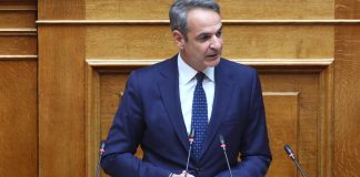 Η πίεση των δημοσκοπήσεων οδηγεί την κυβέρνηση να ικανοποιήσει αιτήματα των αγροτών