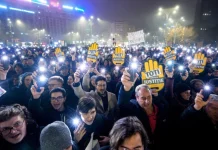 Χιλιάδες διαδηλωτές στη Ρουμανία κατά της διαφθοράς στο δικαστικό σύστημα