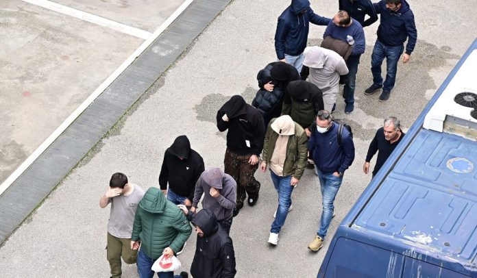 Σκάνδαλο ΟΠΕΚΕΠΕ: Ελεύθερες με όρους η σύζυγος και η αδερφή του Μύρωνα Χιλετζάκη