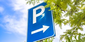 Κέρκυρα: Σοκαριστική επίθεση γιατρού σε 20χρονη για μια θέση πάρκινγκ – «Με έπιασε από τον λαιμό και άρχισε να με πνίγει»