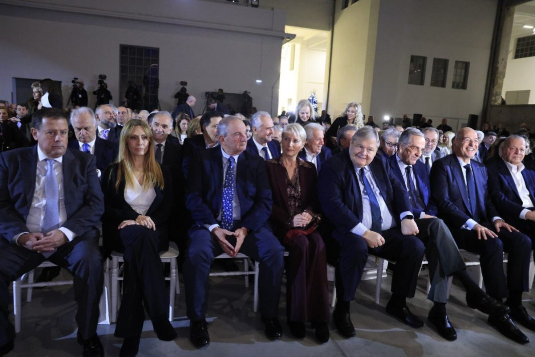 photo_5893288252670675803_w-1200x800