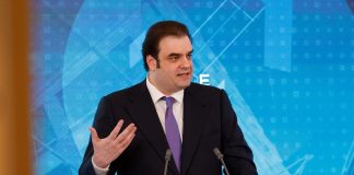 Νέος πρόεδρος του Eurogroup ο Κυριάκος Πιερρακάκης