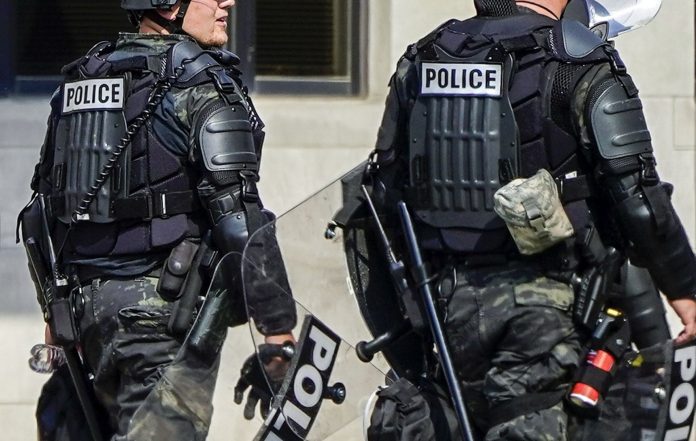 Συγκλονίζονται οι ΗΠΑ από ρατσιστικό έγκλημα μέσα σε λύκειο