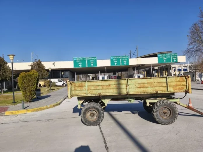 Αγρότες: Έκλεισε ξανά για τα φορτηγά ο σταθμός του Προμαχώνα – Μέχρι ποια ώρα θα μείνει κλειστός