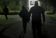 Παρέμβαση Ρουβίκωνα στα γραφεία του ΟΠΕΚΕΠΕ στη Λάρισα – “Δεν θα μας εξαφανίσουν για τα κέρδη τους”