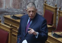 Στα κάγκελα γαλάζιοι βουλευτές για τα έργα υποδομής – Οργή για τον Ταχιάο