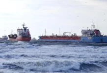 Συναγερμός ανοιχτά της Κωνσταντινούπολης: Συγκρούστηκαν δύο δεξαμενόπλοια στη θάλασσα του Μαρμαρά