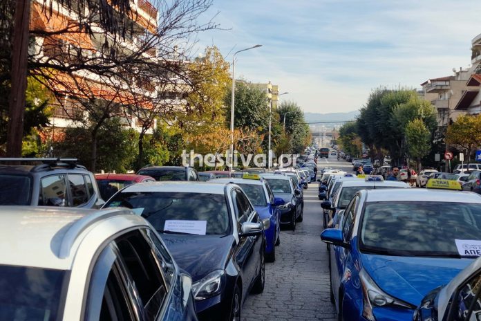 Θεσσαλονίκη: Μηχανοκίνητη πορεία οδηγών ταξί – (ΦΩΤΟ-VIDEO)